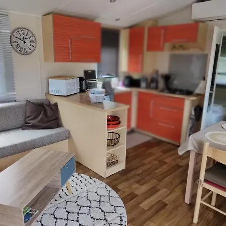 אתר קמפינג Les Salineens Salies-du-Salat